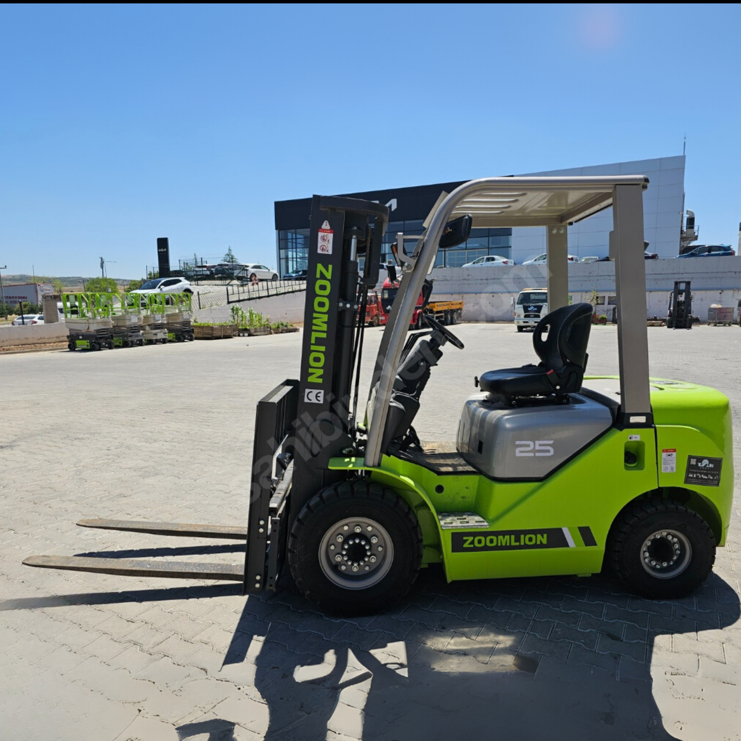 Diesel and Electric Rental Forklifts from 2 Tons to 12 Tons